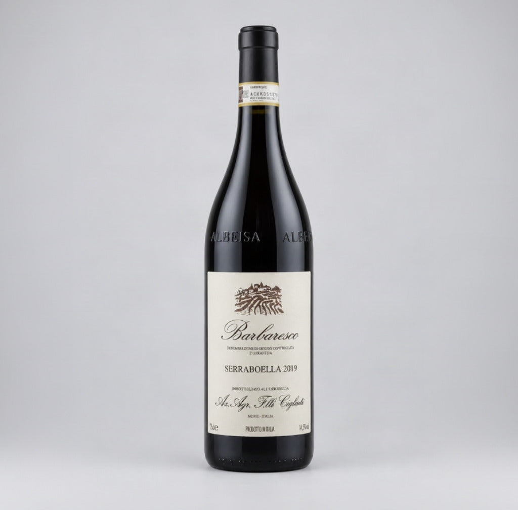Cigliuti Serraboella Barbaresco 2019 red wine bottle